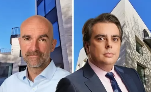 Американският гражданин Себастиан Бретшнайдер Sebastian Bretschneider който запорира сметките на