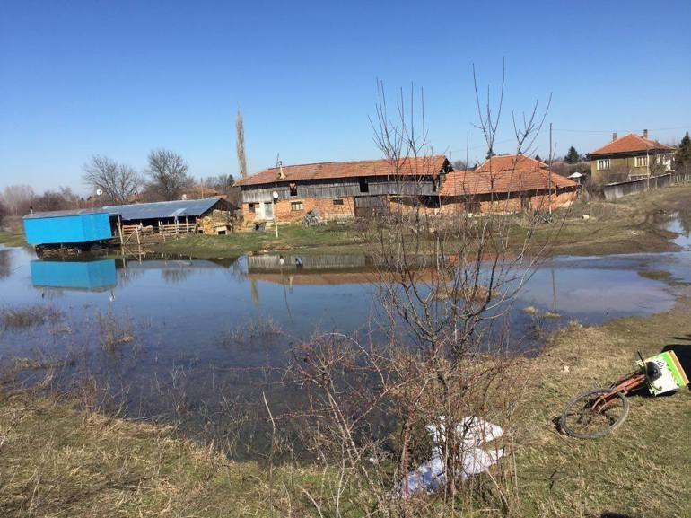 Във видинската община Брегово остава бедственото положение заради опасност от наводнение което
