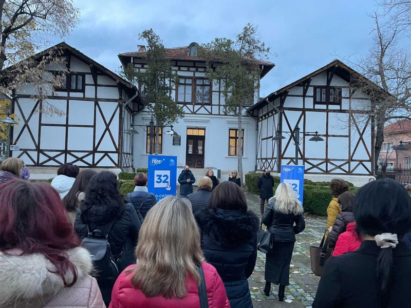 Вярвам във Вас защото през годините сме заедно и работим