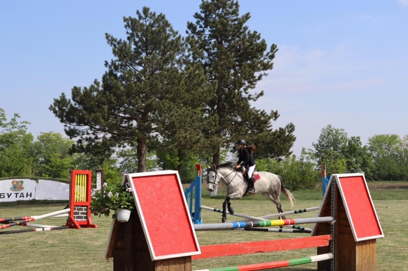 На 20 април се проведе традиционното за Бутан състезание по