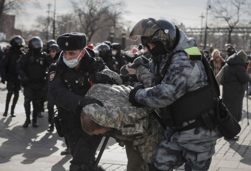 Руската полиция е задържала повече от 4700 души които са
