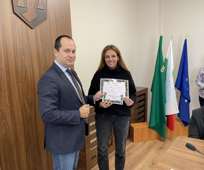 Над 30 участници се включиха в традиционния конкурс за коледна