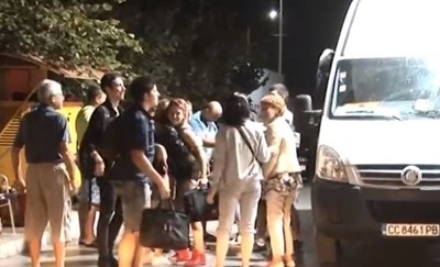 Децата пострадали при взрива в Болоня се прибраха в България