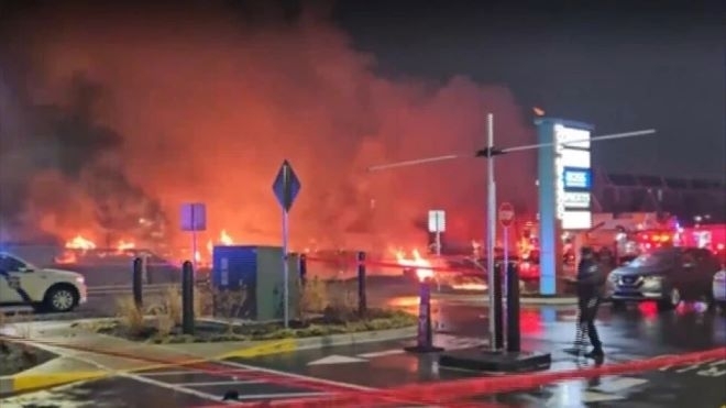 Самолет за спешна медицинска помощ се разби във Филаделфия с дете и петима души на борда  съобщи