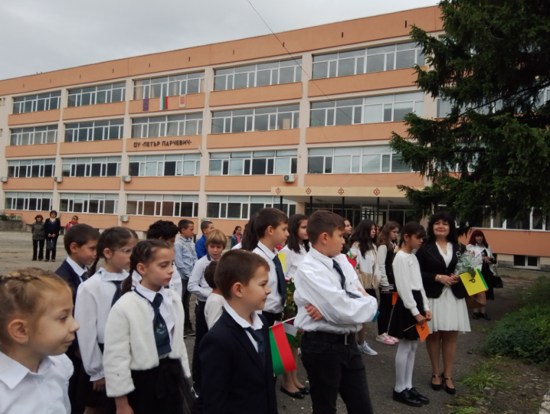 Бюст паметник на Васил Левски ще бъде открит в Чипровци