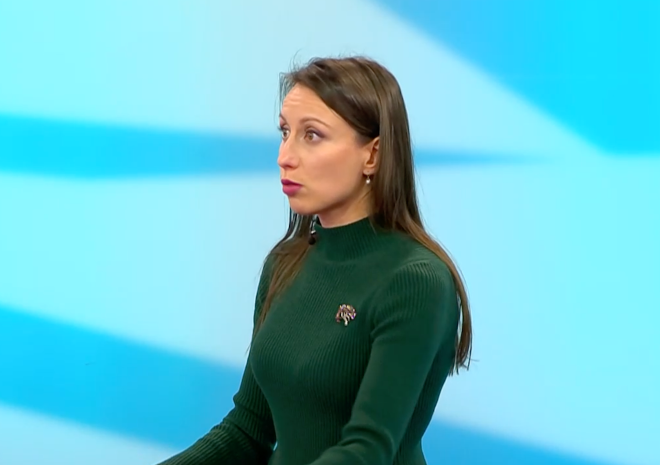 Вотът на недоверие трябва да бъде четен основно в контекста