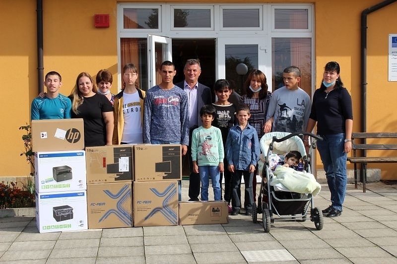 Кметът на Община Бяла Слатина инж Иво Цветков посети