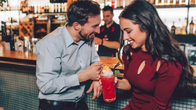 Когато сме привлечени от даден мъж той ни обръща внимание