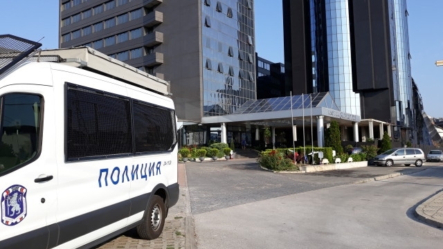 Днес 31 08 2018 г Специализираната прокуратура извършва следствени действия в офиси