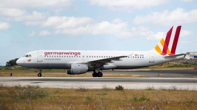 Пилотите и стюардесите на авиокомпания Джърмънуингс Germanwings започнаха ефективна стачка тази