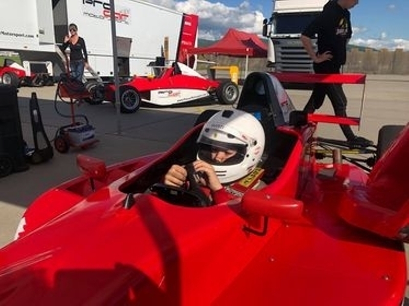 Мартин Стоянов от Враца направи първия си тест с Формула