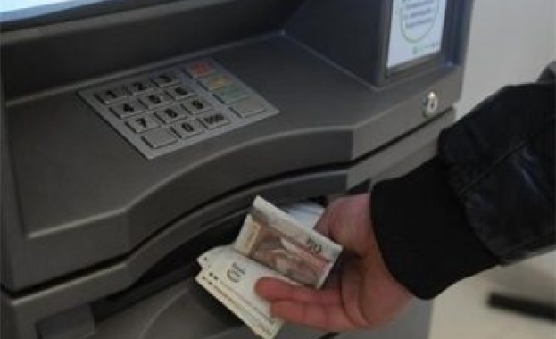 Трима източиха дебитна карта във Врачанско закопчаха ги съобщиха от