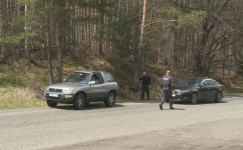 Ако се извършва атентат срещу два или три автомобила то