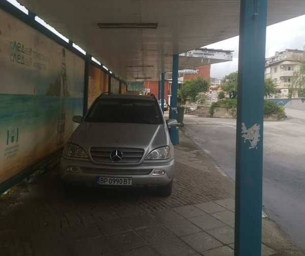 Наглостта на някой шофьори минава всякакви граници изреваха мездренчани в