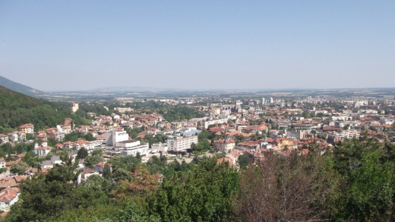 Средната брутна работна заплата в област Враца е нараствала с
