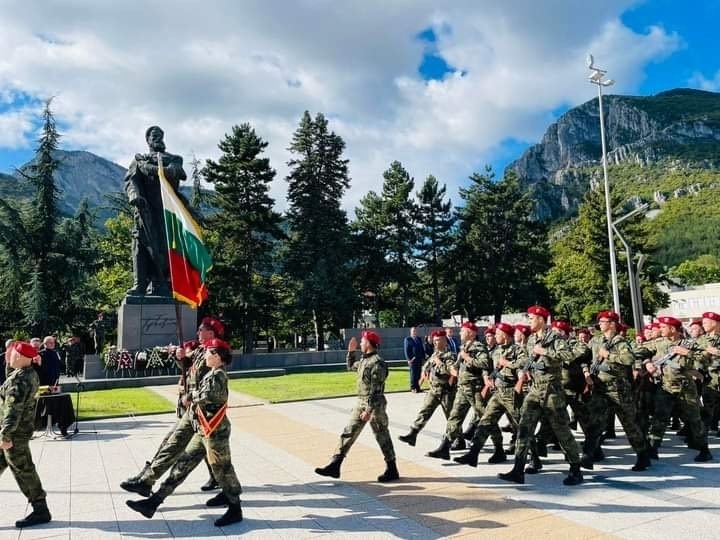 Военното поделение във Враца отбелязва с тържествена програма 6 май