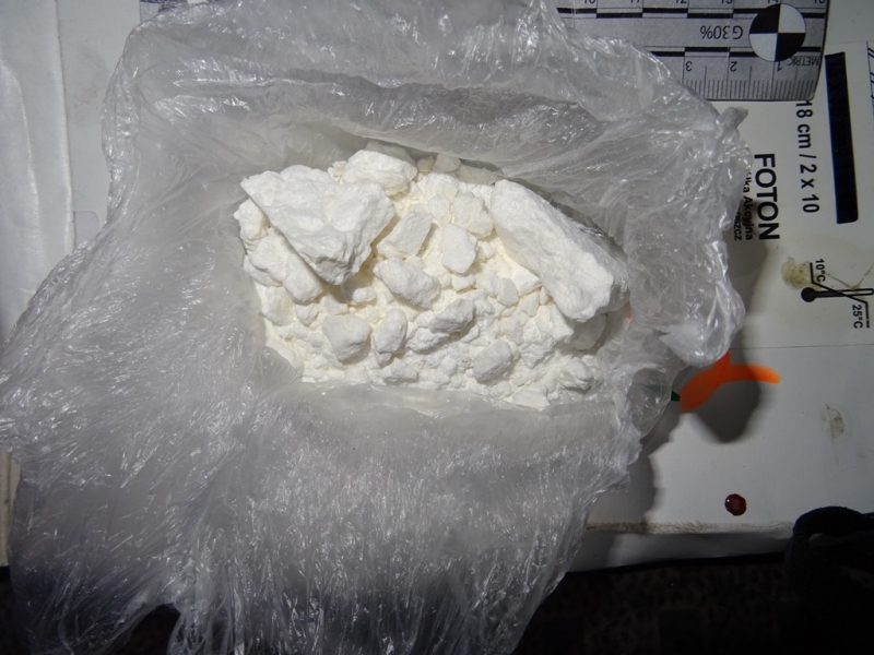 Специализирана полицейска операция насочена срещу наркоразпространението са провели вчера служители