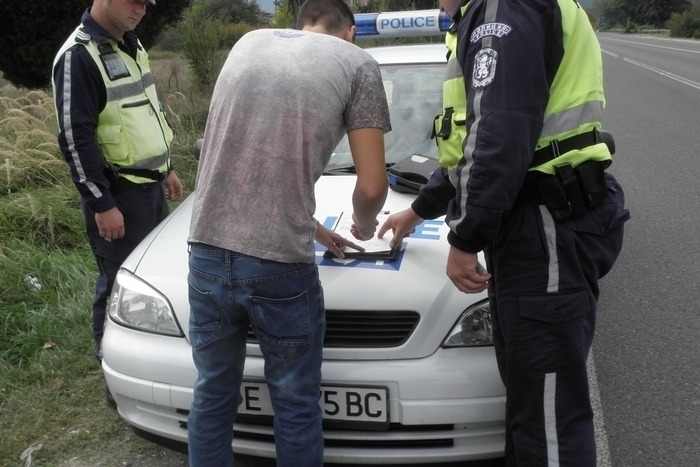 Хванаха пиян хлапак с мотор из Врачанско, съобщиха от полицията