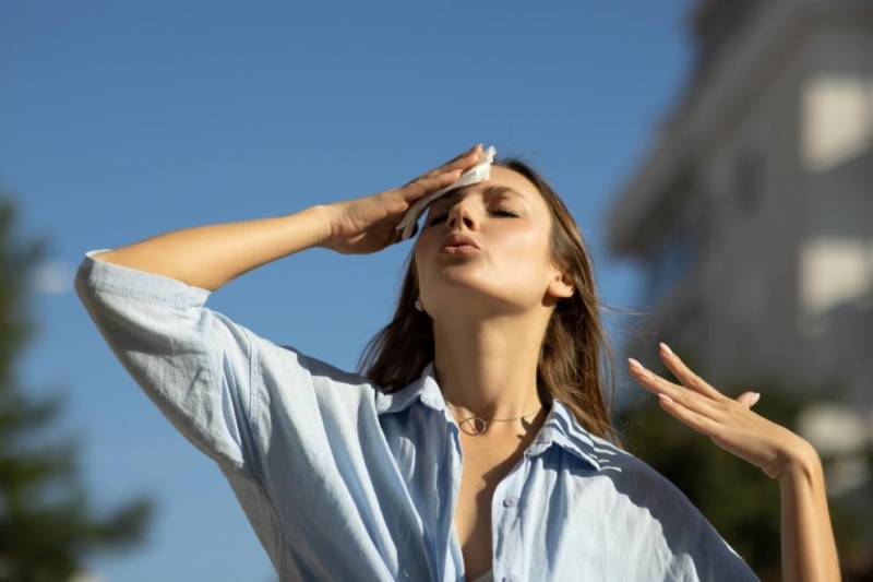 С настъпването на горещите летни дни  е важно да се предпазим от топлинен