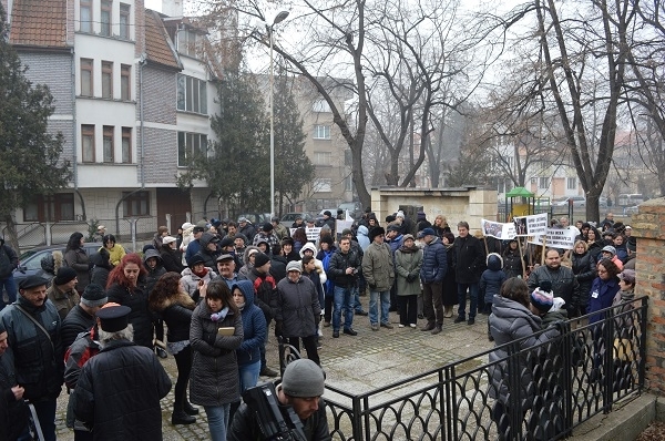 Епархийски избиратели във Видин заявиха че са оклеветени публично и внесоха