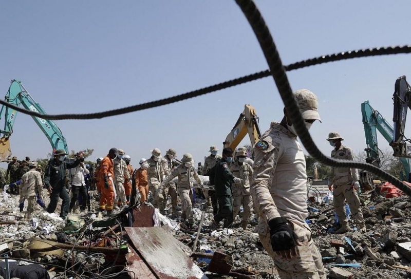 Най малко 36 души са загинали а 23 са ранени при