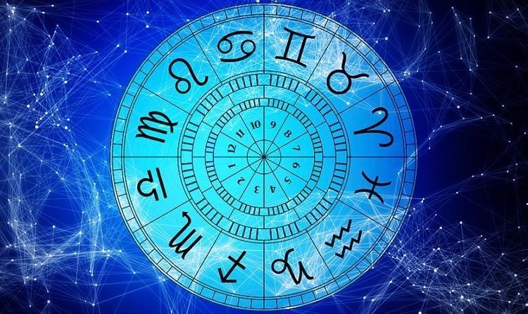 Овен Днес ще очаквате от своя любим човек някакви определени