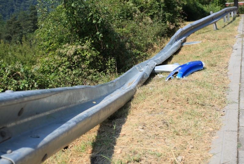 Ако до понеделник 17 декември не бъде сменена мантинелата при