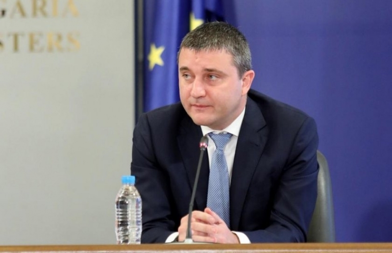 Националната агенция за приходите е започнала проверка на Владислав Горанов