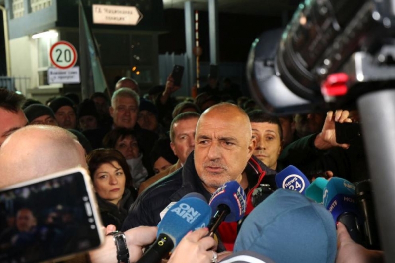 Групата на Европейската народна партия ЕНП изпрати спешна мисия за установяване