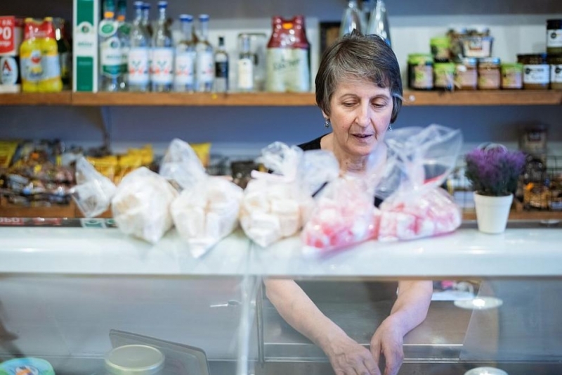 Парламентът на Гърция гласува т нар потребителска кошница за супермаркетите в