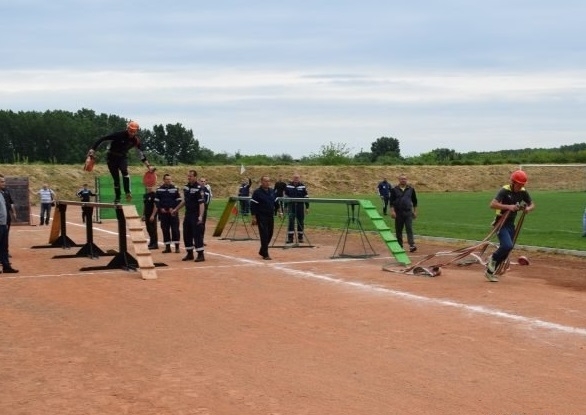 Огнеборците от Враца демонстрираха най добри умения и бързина в състезанието