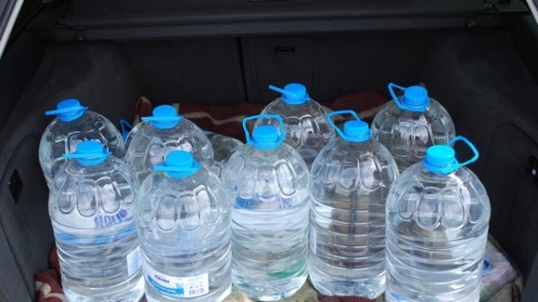 Полицията е иззела безакцизна ракия от къща във врачанското село