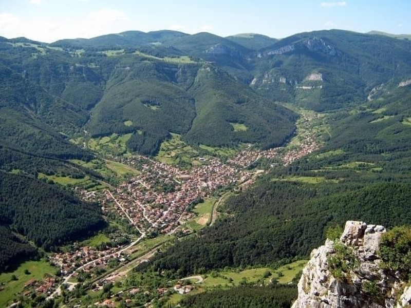 Частен съдебен изпълнител обяви за втори път за публична продан