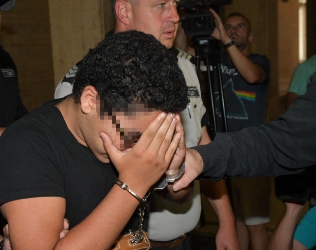 Софийският градски съд остави за постоянно в ареста 15 годишния младеж