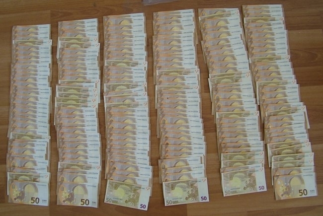 Задържаният е водач на влизащ в страната български автобус който