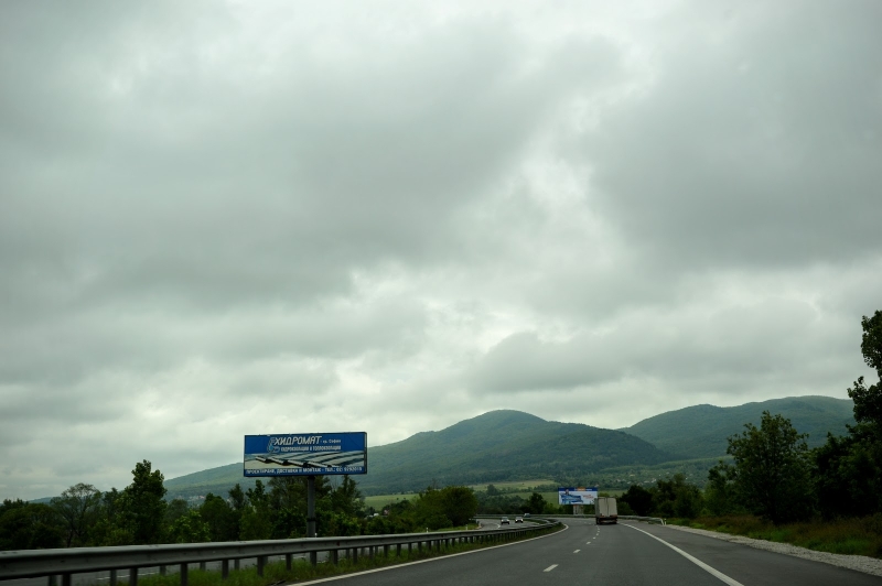 ОГРАНИЧЕНИЯ ЗА ТОВАРНИ АВТОМОБИЛИ Целогодишно за периода на официалните празници