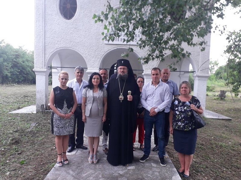 Молебен за здраве и благополучие на жителите на Нивянин беше