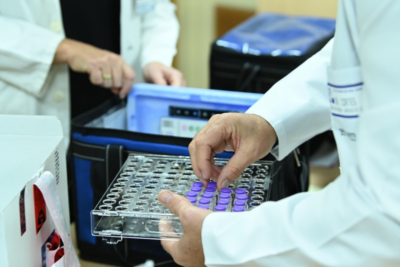 4467 с 3524 случая повече от вчера са новодиагностицираните с