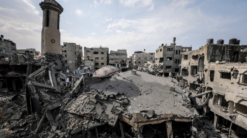 Бомбардирани са райони близо до три болници в Ивицата Газа,