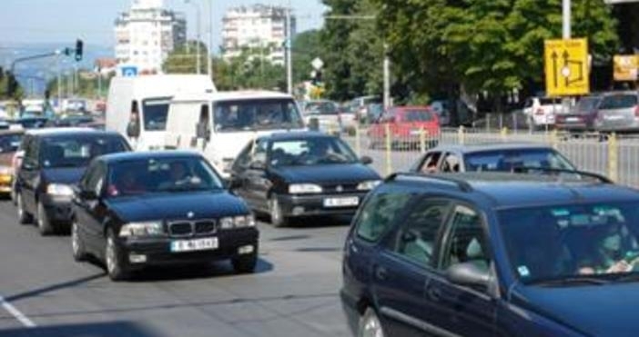 Идеята възрастните шофьори да преминават по често през обстойни физически и