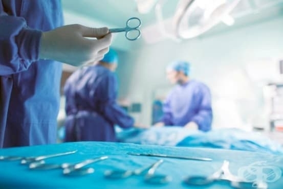 Италиански хирурзи извади 70 килограмов тумор от корема на млада жена