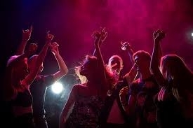 Още по строги ограничения налагат властите във Франция в опит да