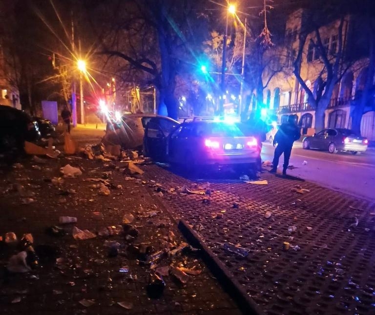 Полицай в нетрезво състояние е предизвикал пътнотранспортно произшествие в Троян