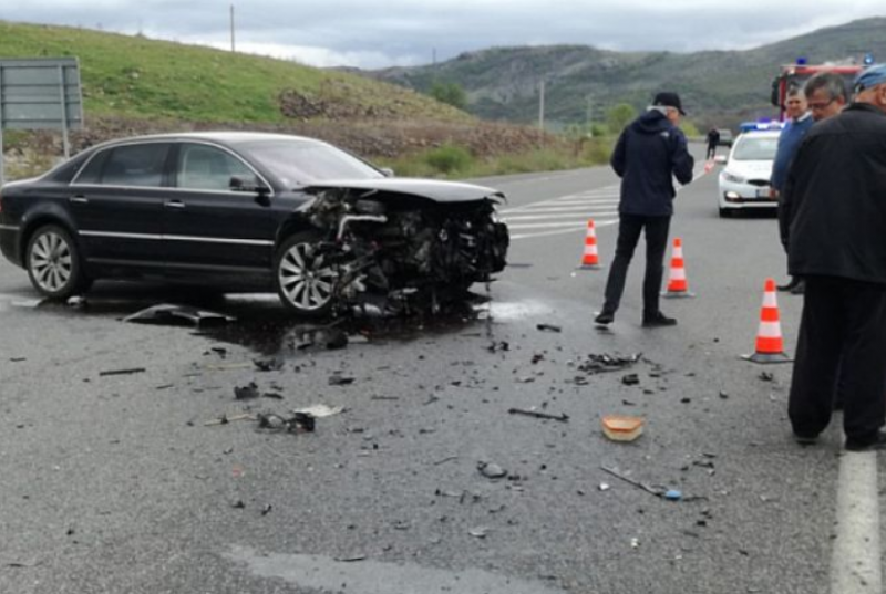 Стабилно е състоянието на семейството което пострада при катастрофа вчера