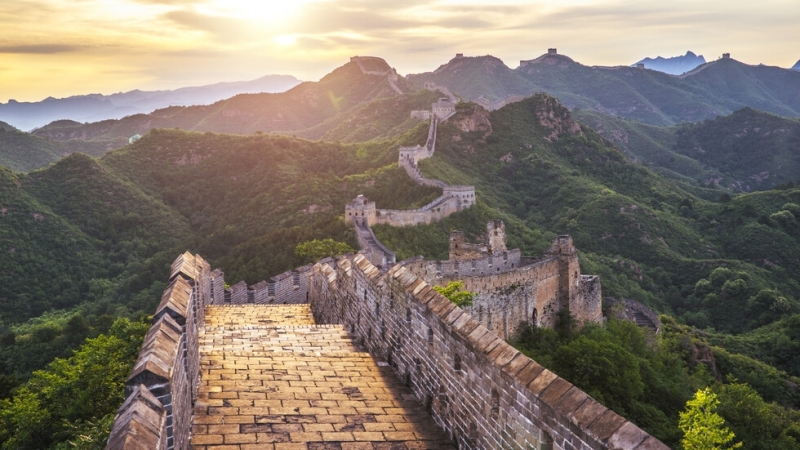 Трима китайски граждани бяха вкарани в черен списък от някои