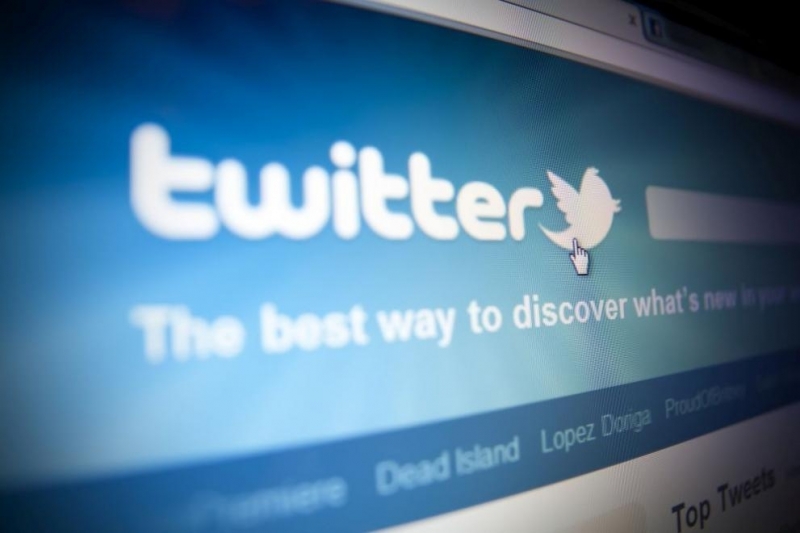 Twitter предоставя на Мъск данни за фалшивите профили
