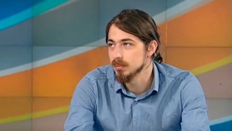 В някои секции има рязка смяна на начина на гласуване