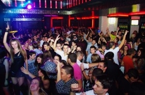 Вчера били проведени две специализирани полицейски акции в увеселителни питейни