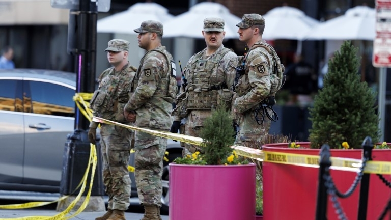 Двамата простреляни мъже от Националната гвардия на САЩ починаха от раните си