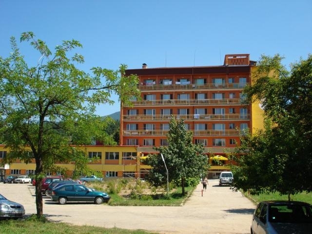 Гост на специализираната болница за рехабилитация "Св. Мина" във Вършец